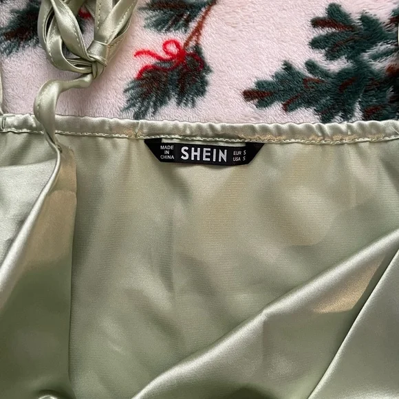 Top - Picture 3 of 3